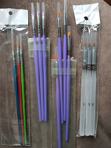 Pintslite komplektid (1 foto / 2)