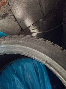 Nokian 225/40/18 (3 foto / 4)