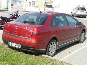CITROEN C5 1997cm3 103kW 2005/11 (3 foto / 9)