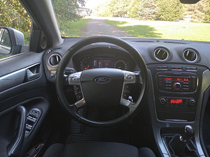 Ford Mondeo (5 foto / 5)