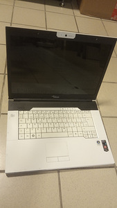 Sülearvuti Fujitsu Amilo 3553 (pilditu!)