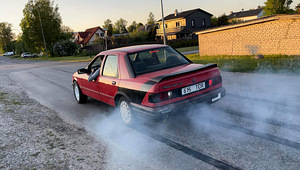 Ford Sierra (5 foto / 5)