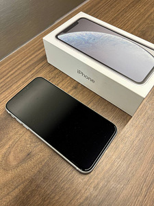 iPhone XR — 128 ГБ (2 фото из 7)
