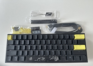 Ducky One 2 Mini (Cherry Mx Brown) (4 foto / 4)