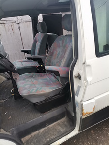 Vw multivan t 4/istmed/ (3 foto / 6)