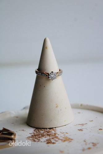 Золотое кольцо с бриллиантами (фото #8)