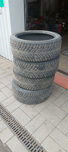Резина мс 225/45/R19 (1 фото из 4)
