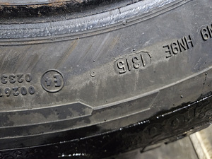 225/75R16c Continental (4 foto / 4)