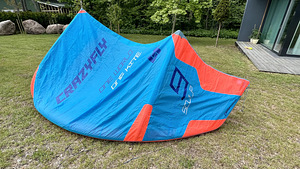 Müüa Crazyfly 9m2 lohesurfi lohe (1 foto / 3)