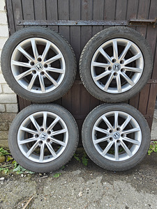 Honda Civic valuveljed talverehvidega 205 55 R16 (1 foto / 2)