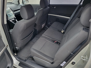 Toyota Corolla Verso 2.2 100kW manuaal (6 foto / 14)