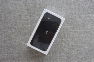 Uus Iphone 11, must 64GB (kiles) (1 foto / 3)
