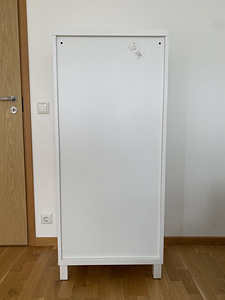 IKEA bestå sahtlitega kapp (suurus 60x42xx138 cm, jallade kõ (4 foto / 6)