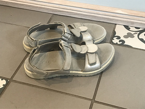 Müüa mugavad Ecco laste sandaalid nr.34 (1 foto / 2)