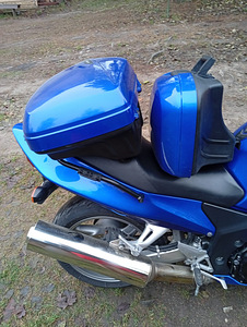 Honda Blackbird CBR tsikkel (5 foto / 6)