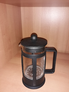 Кофейник Press Coffee Bodum и шейкер,эмалированный чайник