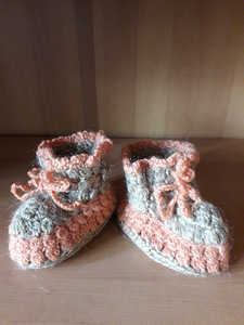 Носки-пинетки для новорожденных,шапочки