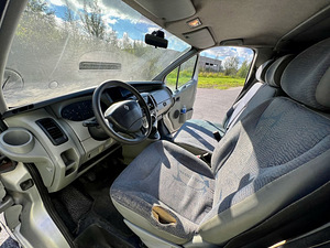 Renault Trafic 1.9 74kW 9 kohta (3 foto / 13)