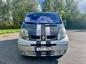 Renault Trafic 1.9 74kW 9 kohta (8 foto / 13)