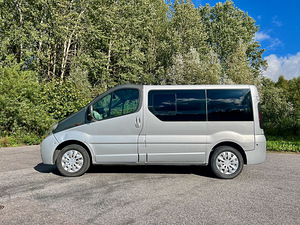 Renault Trafic 1.9 74kW 9 kohta (11 foto / 13)