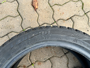 215 45 R17 (7 foto / 7)