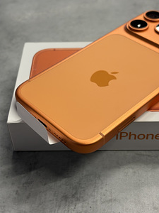 iPhone 17 Pro 256 ГБ (4 фото из 7)