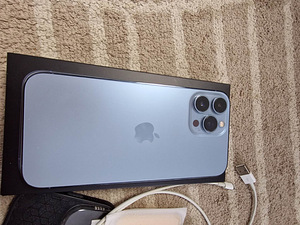 Apple iPhone 13 Pro Max 128GB Sierra Blue (3 foto / 3)
