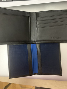 Calvin Klein meeste rahakott meeste rahakott (4 foto / 4)