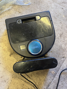 Neato botvac d series (1 foto / 2)