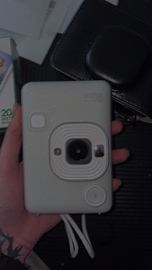 Fujifilm Instax Mini LiPlay, polaroid (2 foto / 3)