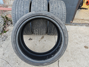 235/35/19 hankook ventus s1 evo 3 (1 foto / 2)