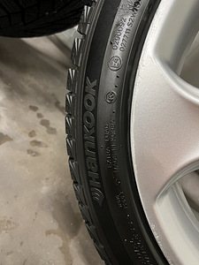 Mercedes-Benz 18'' veljed talverehvidega (10 foto / 10)