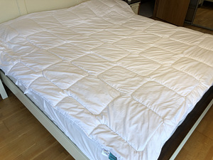 Гипоалергенное одеяло (King size) (2 фото из 3)