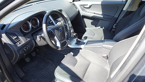 Volvo ХС60 (6 фото из 8)