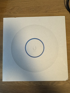 Точка доступа Unifi U6 Enterprise WiFi 6E (5 фото из 5)