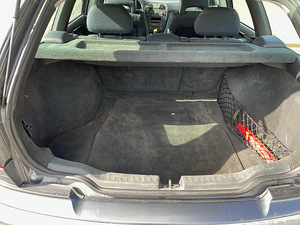 Volvo v40 1.9 tdi 85кВт. мануал (7 фото из 15)