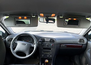 Volvo v40 1.9 tdi 85кВт. мануал (8 фото из 15)
