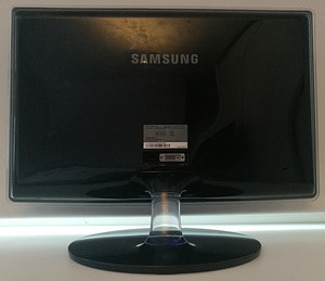 Samsung P2070 LCD monitor 20" (2 foto / 2)