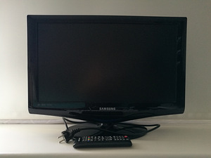 Televiisor Samsung LE22B350F2W 22 tolli (3 foto / 6)