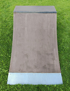 Obstaakel (Quarter Pipe) (3 foto / 4)