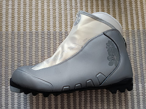 Naiste murdmaasuusasaapad Rossignol X1 Ultra (5 foto / 8)