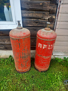 Газовый баллон (1 фото из 1)