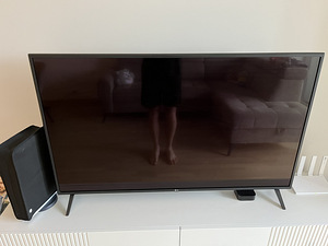 TV LG UHD 55'' (2 foto / 6)