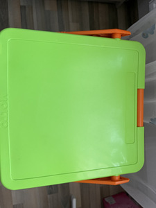 Детский столик-мольберт Molto Glow Desk (2 в 1) (3 фото из 5)