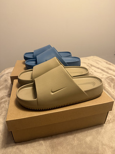 2x Nike Calm шлёпанцы, размер 46, коричневый / синий (1 фото из 3)