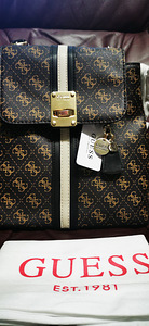 Новый Рюкзак Guess (4 фото из 8)