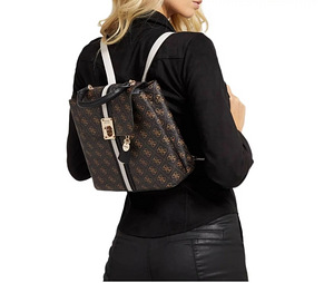 Новый Рюкзак Guess (3 фото из 8)