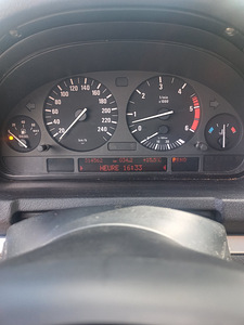 BMW x5 (6 фото из 12)
