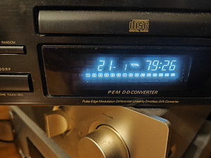 JVC CD XL-V164 (4 фото из 7)