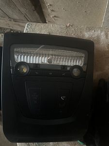 Plafon BMW f10 (1 foto / 2)
